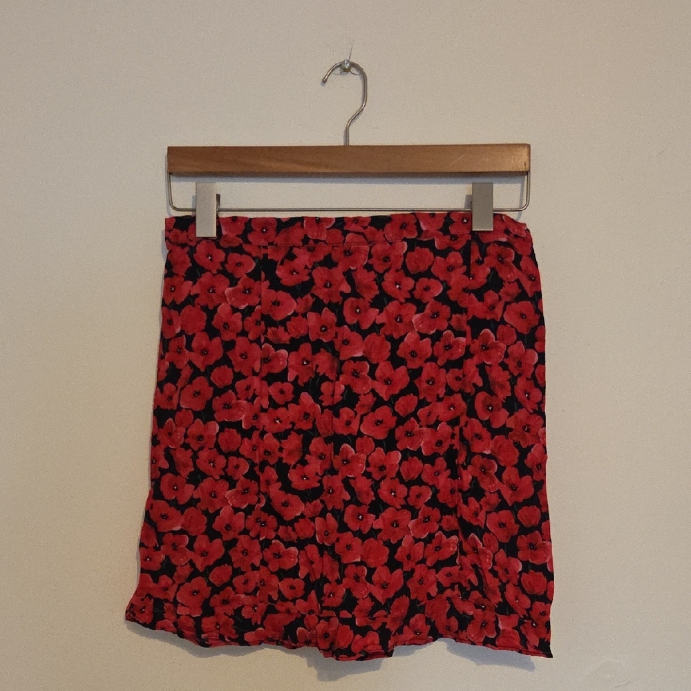Zara Viscose Red Poppy Floral Mini Skirt